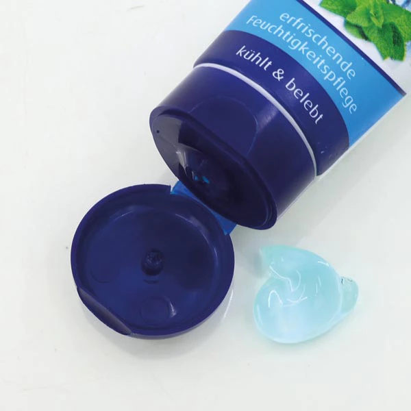 Elina Voeten IJs Gel – Verkoelende Voetengel met Menthol & Pepermuntolie – 75 ml - Afbeelding 3