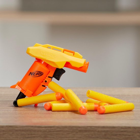 Nerf Alpha Strike blaster compact ontwerp