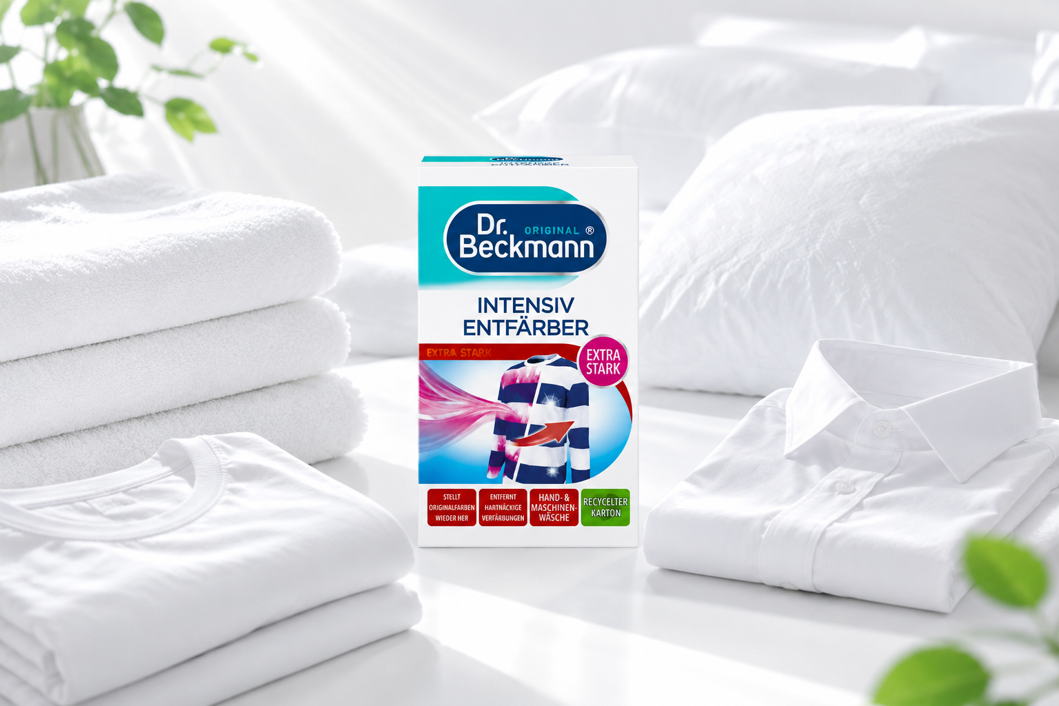 Dr. Beckmann Intensieve Ontkleuring 3-in-1 200g verpakking omringd door fris wit textiel en beddengoed