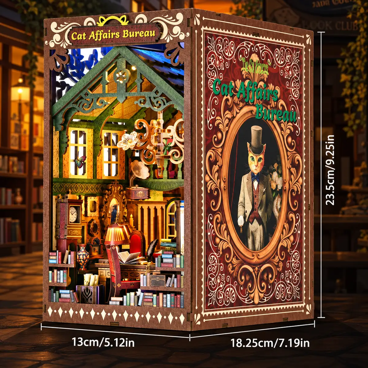 Afmetingen van THAR Book Nook Cat Affairs Bureau – 23,5 cm hoog, 18,25 cm breed en 13 cm diep