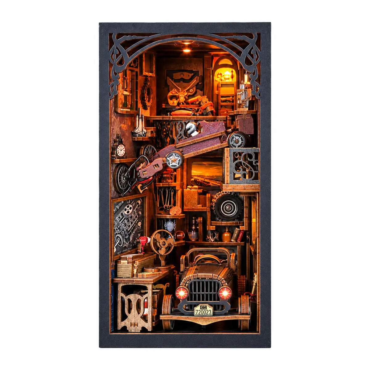 THAR Book Nook Garage Time vooraanzicht met vintage garage-interieur