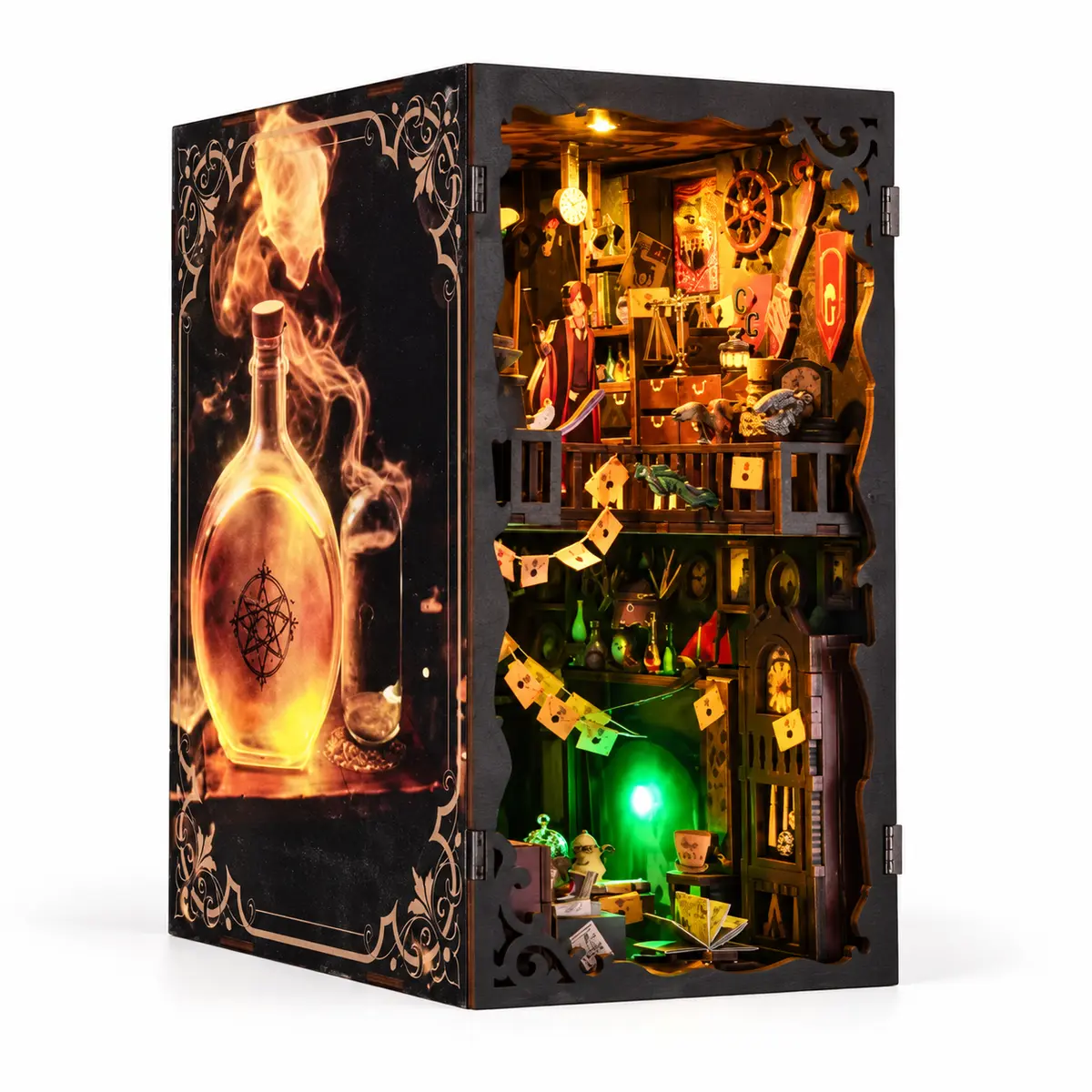 THAR Book Nook The House of Magic halfopen met zwarte magische cover en LED-verlichting