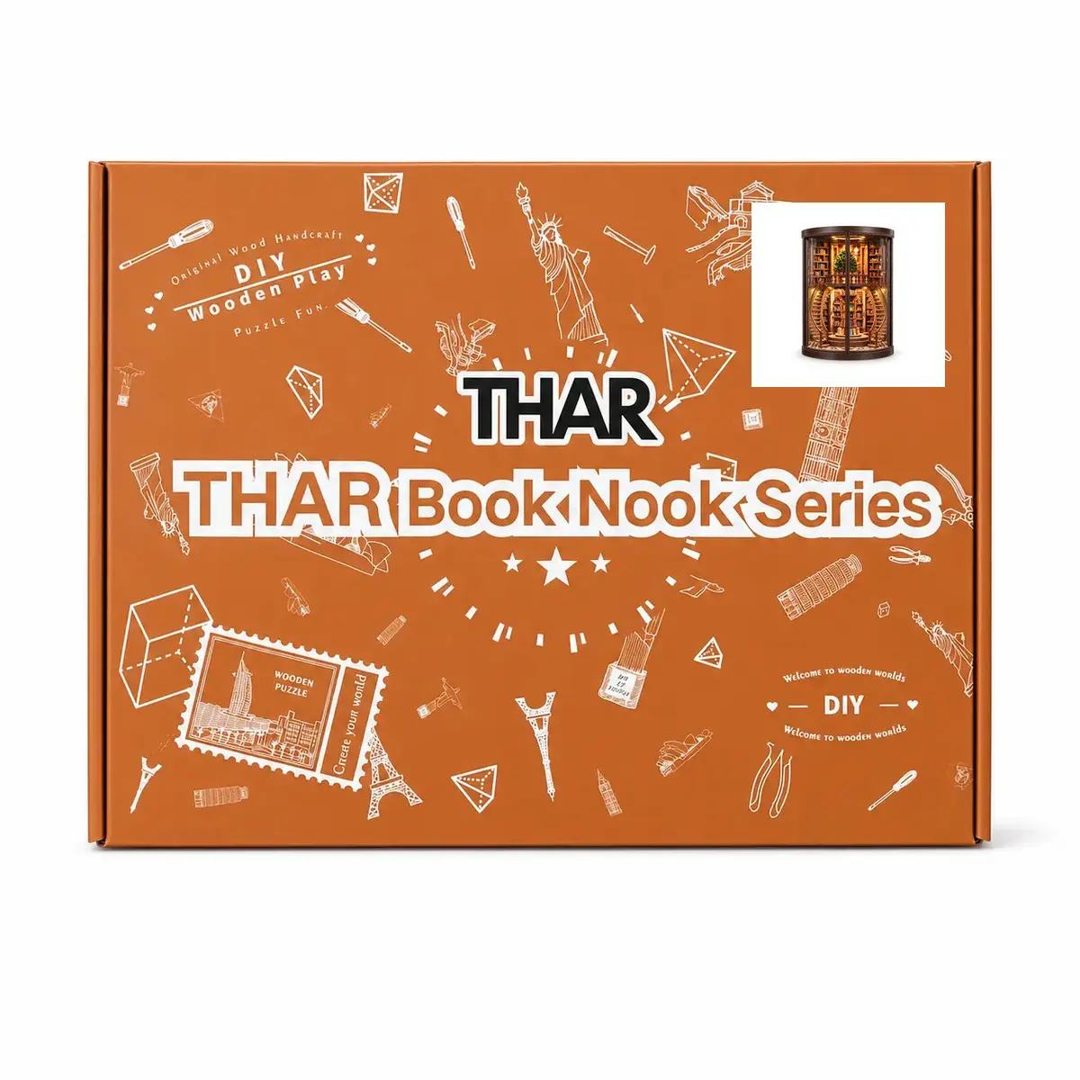 Verpakking van THAR Book Nook Timeless Library verlichte miniatuurbibliotheek