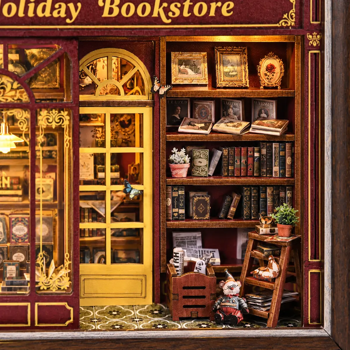 Gedetailleerd interieur met miniatuurboeken van THAR Book Nook Vintage Bookstore