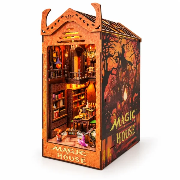 THAR Book Nook Magic House verlichte magische academie schuin van voren