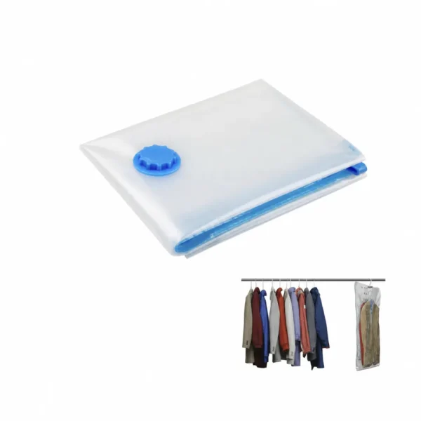 Transparante vacuümzak met blauw ventiel en ritssluiting, met inzet van een kledingrek waarin jassen vacuümverpakt aan een hanger hangen